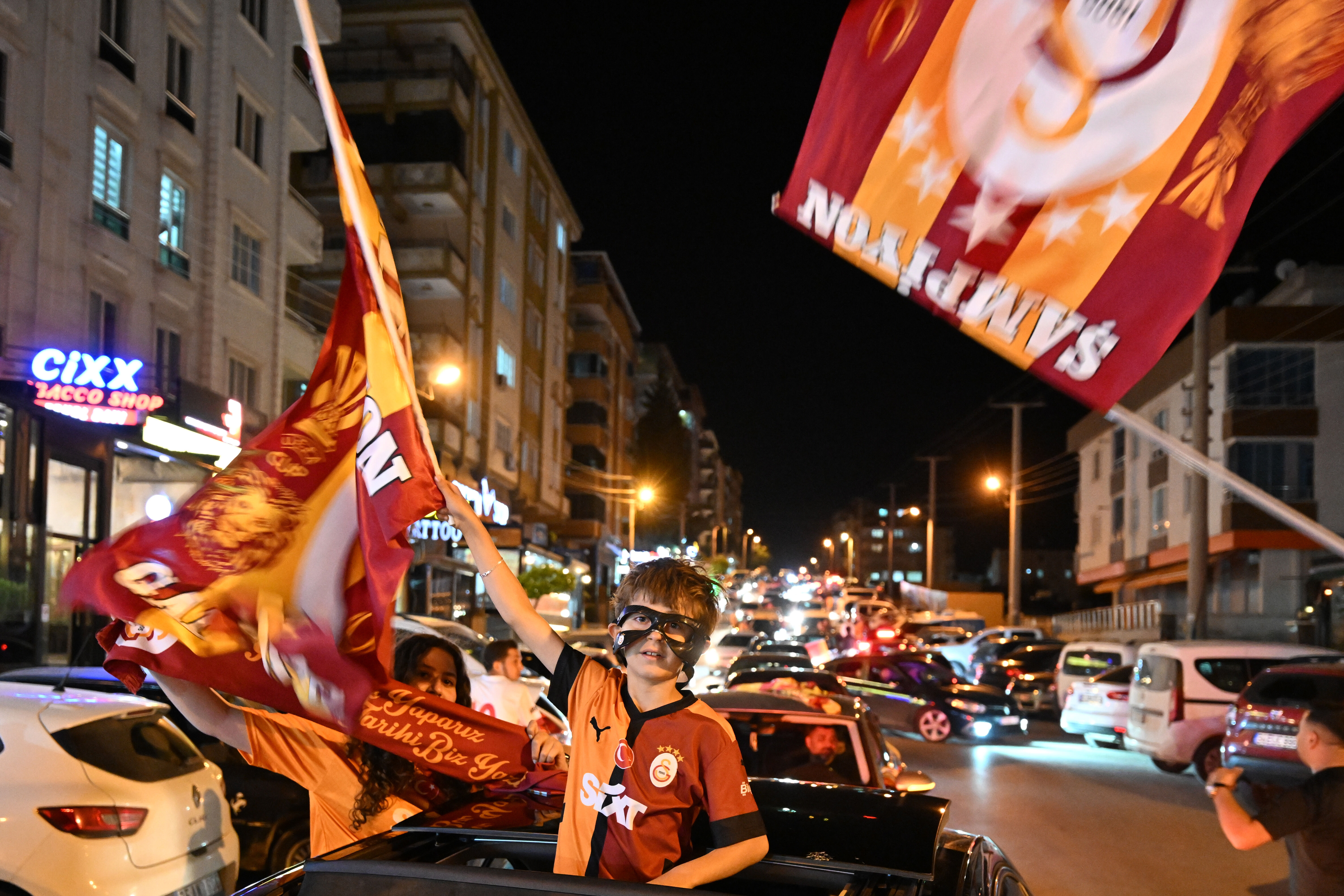 Galatasaray'ın şampiyonluk kutlamasının detayları belli oldu! Dünyaca ünlü şarkıcı... - 1. Resim