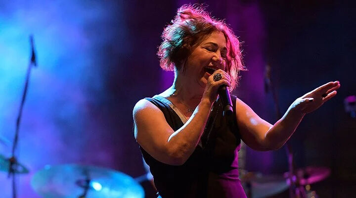 Hastaneye kaldırılan Nazan Öncel'in kalbine stent takıldı! Sağlık durumuyla ilgili ilk açıklama