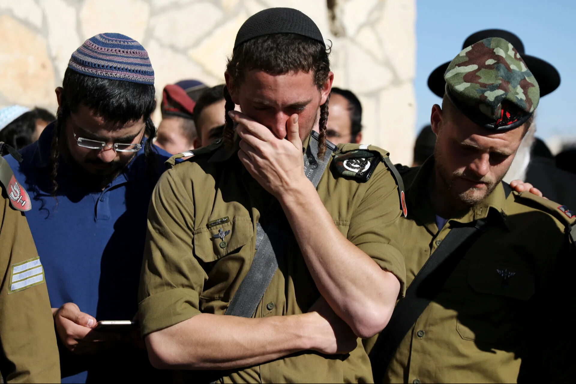 İşgalcilerin dost ateşi: İsrail ordusu kendi vatandaşlarını vurdu - 1. Resim