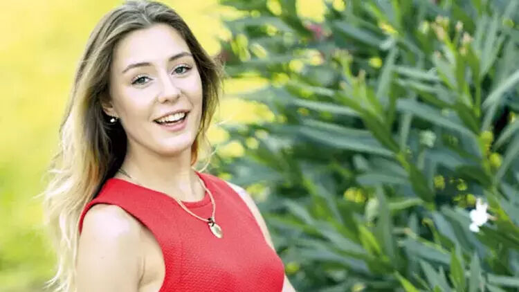 Anne olmak için gün sayıyordu! Ünlü oyuncu Ege Kökenli'den üzen haber - 1. Resim