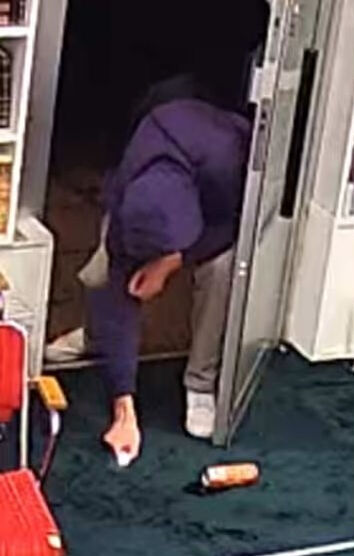 İsveç’te cami kundaklayan zanlı kıskıvrak yakalandı! 'Nazi' detayı dikkat çekti - 1. Resim