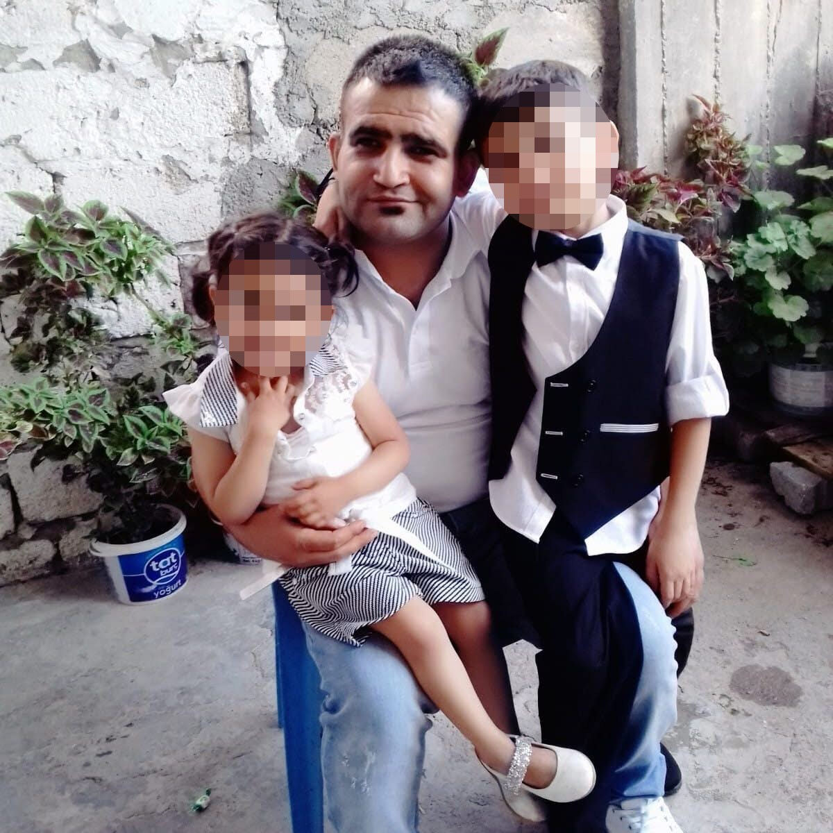 Kendi evinin inşaatında çalışıyordu! Yüksek gerilim hattına temas edince akıma kapılarak hayatını kaybetti - 1. Resim