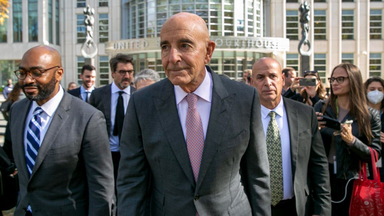 Osmanlı torununa Trump'tan yeni görev! Thomas Barrack ABD'nin Suriye Özel Temsilcisi olacak Osmanlı torununa Trump'tan yeni görev! Thomas Barrack ABD'nin Suriye Özel Temsilcisi olacak