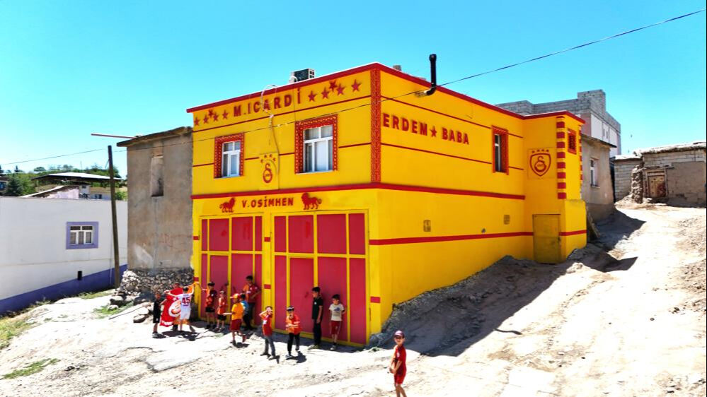 5. yıldız sonrası harekete ge&ccedil;ti! Osimhen'i unutmadı - 2. Resim