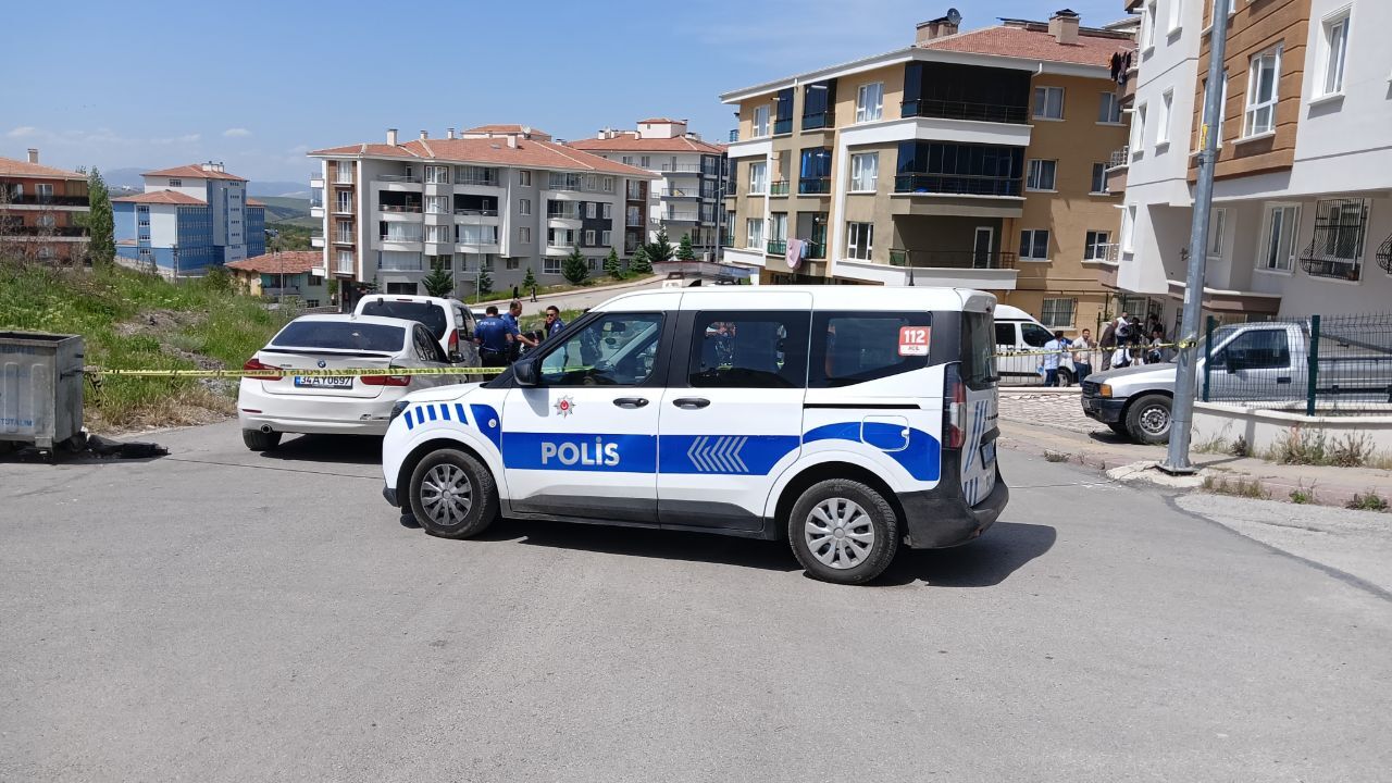 Ankara'da acı haber! 14 yaşındaki kız çocuğu başından vurulmuş Ankara'da acı haber! 14 yaşındaki kız çocuğu başından vurulmuş