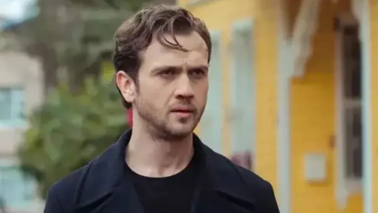 Aras Bulut İynemli İstanbul'un gözde yerinden villa aldı! Fiyatını duyanlar kulaklarına inanamadı: Komşusu da sürpriz bir isim oldu Aras Bulut İynemli İstanbul'un gözde yerinden villa aldı! Fiyatını duyanlar kulaklarına inanamadı: Komşusu da sürpriz bir isim oldu - 3. Resim
