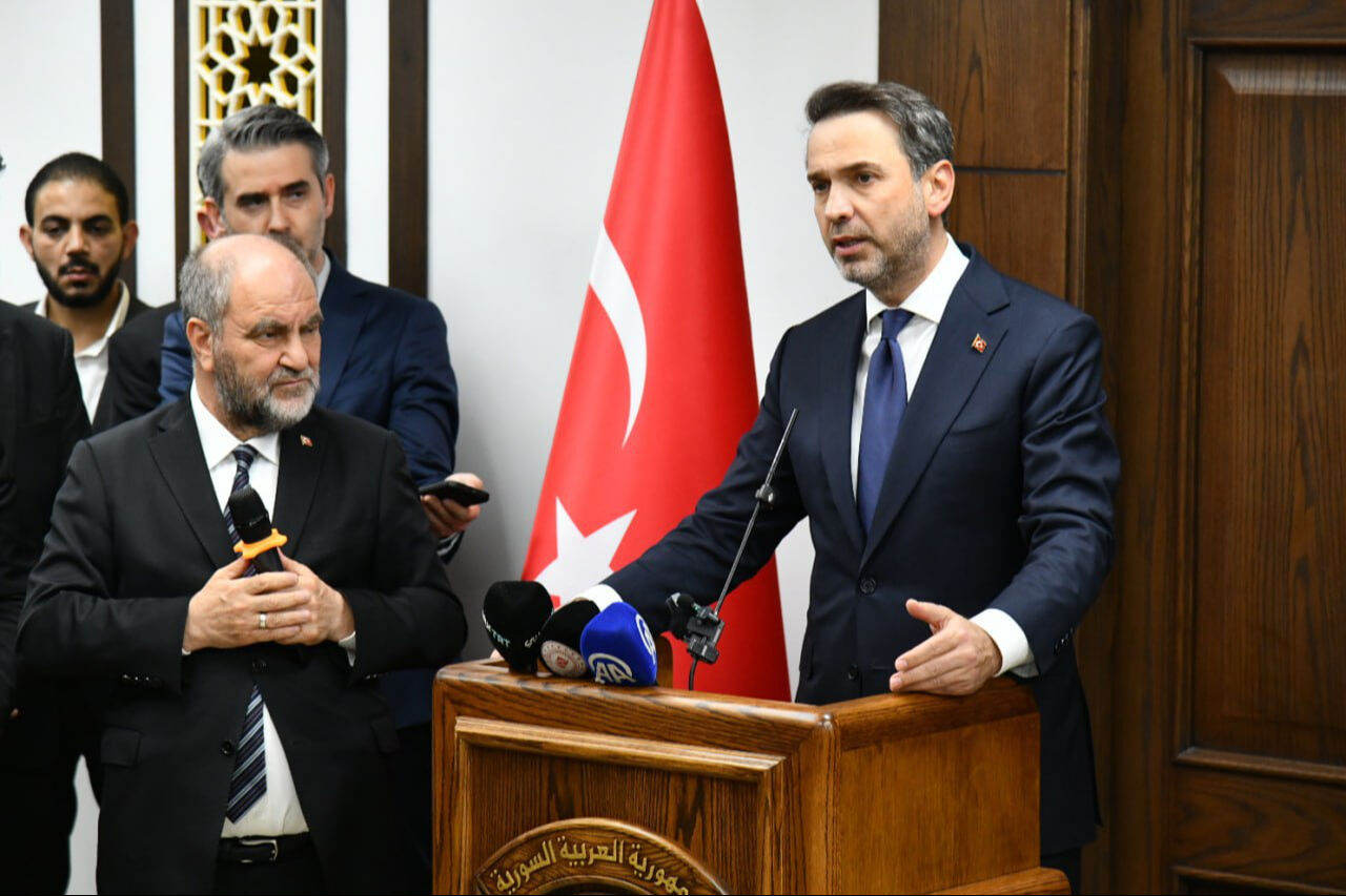 Bakan Bayraktar duyurdu! Suriye'ye gaz ihracatı başlıyor Bakan Bayraktar duyurdu! Suriye'ye gaz ihracatı başlıyor - 1. Resim