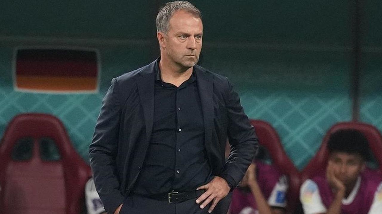 Barcelona'da beklenen imza geldi: Hansi Flick açıklaması Barcelona'da beklenen imza geldi: Hansi Flick açıklaması