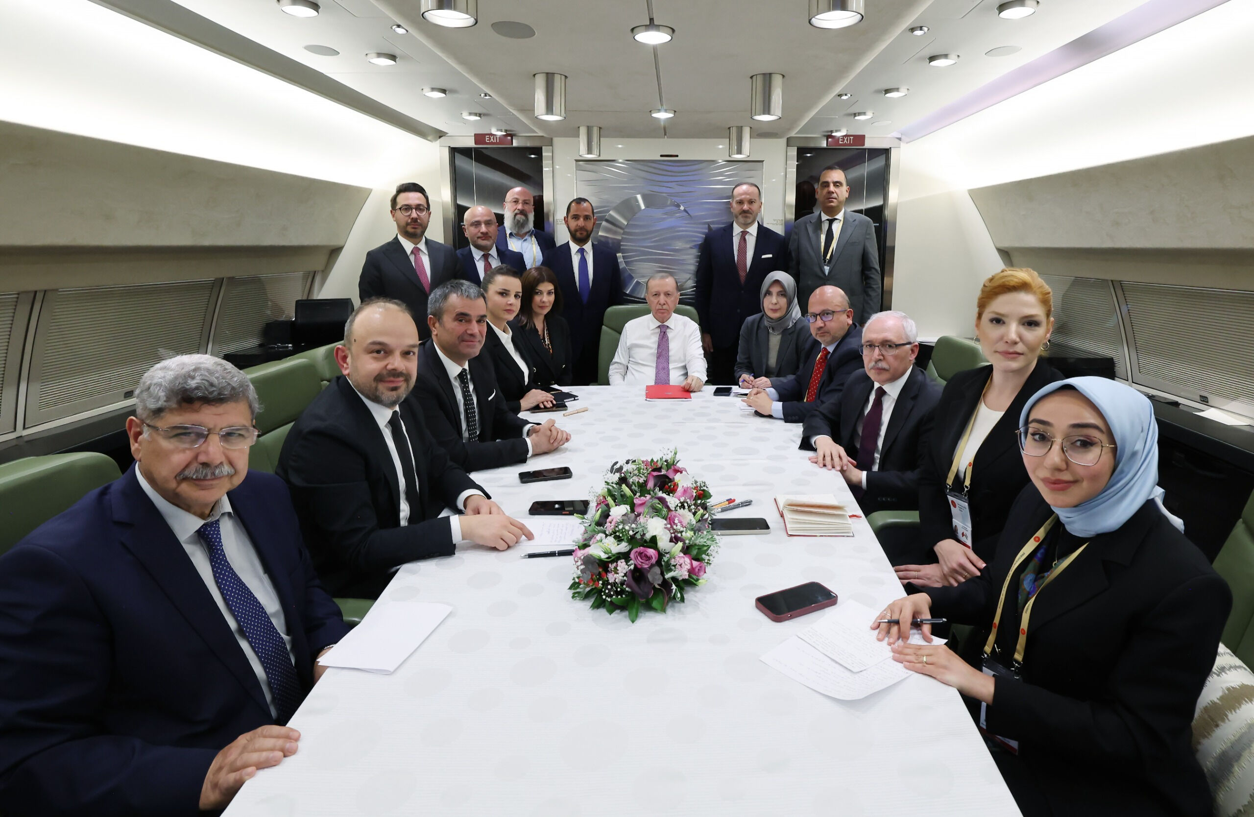 Cumhurbaşkanı Erdoğan'dan yeni anayasa mesajı: Tekrar seçilme ve aday olma derdim yok... Türkiye Gazetesi Genel Yayın Yönetmeni İsmail Kapan