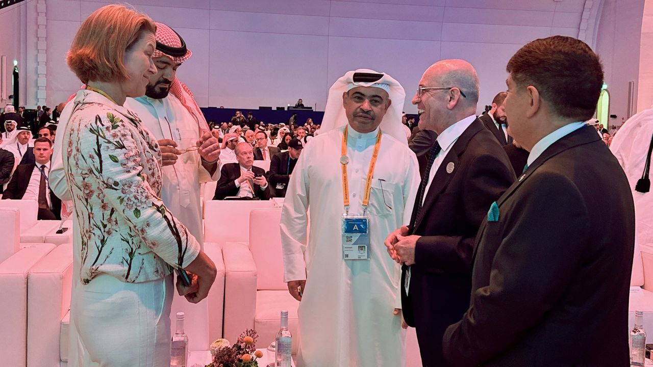 Doha’dan dünyaya yatırım çağrısı! Bakan Şimşek Katar’da Türkiye’deki fırsatları anlattı Doha’dan dünyaya yatırım çağrısı! Bakan Şimşek Katar’da Türkiye’deki fırsatları anlattı