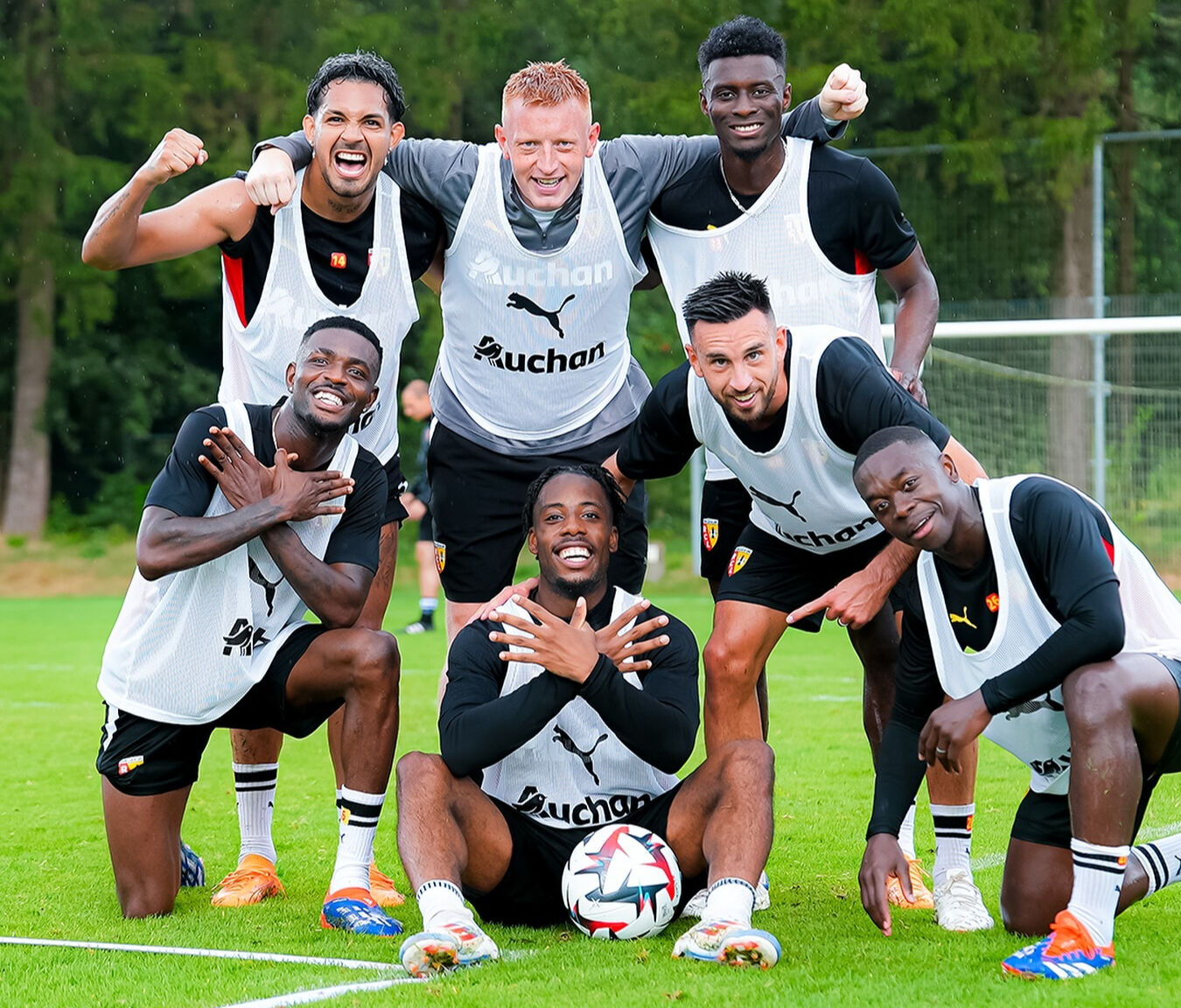 Galatasaray'ın kapısını çaldılar! Elye Wahi, Aslan'a önerildi - 3. Resim