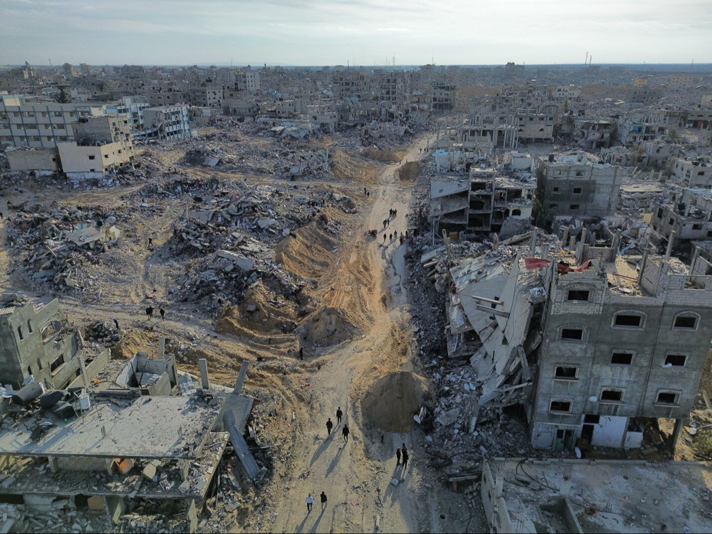 Gazze’ye 100 yardım tırı girdi ama... 