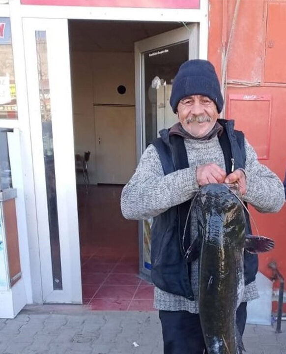 Kendini ateşe attı, sebebini öğrenen ekipler duygulandı! Balıkesir'deki yangında detaylar ortaya çıktı - 2. Resim