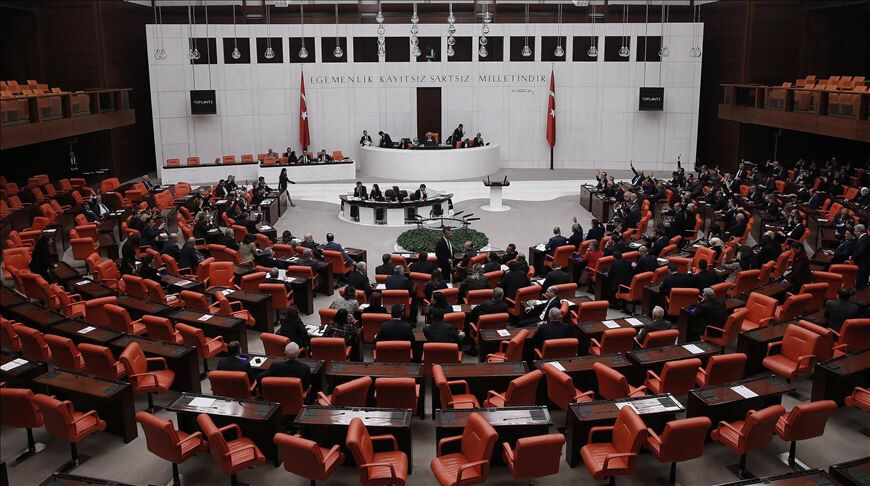 TBMM'de kabul edildi! Alımlarda 35 yaş sınırı aranacak - 3. Resim