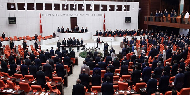 TBMM'de kabul edildi! Alımlarda 35 yaş sınırı aranacak - 1. Resim