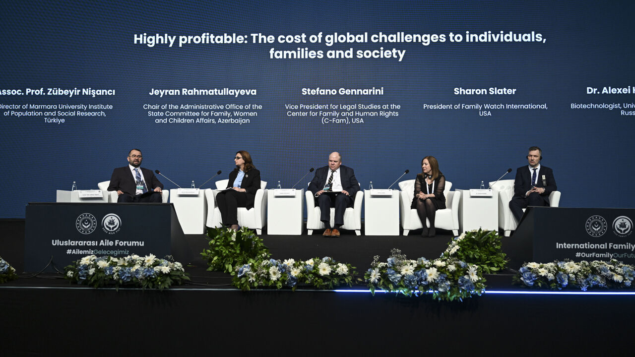 Uluslararası Aile İzleme Örgütü Başkanı Slater: İstanbul Sözleşmesi'nden çekildiği için Cumhurbaşkanı Erdoğan'ı takdir ediyorum - 1. Resim