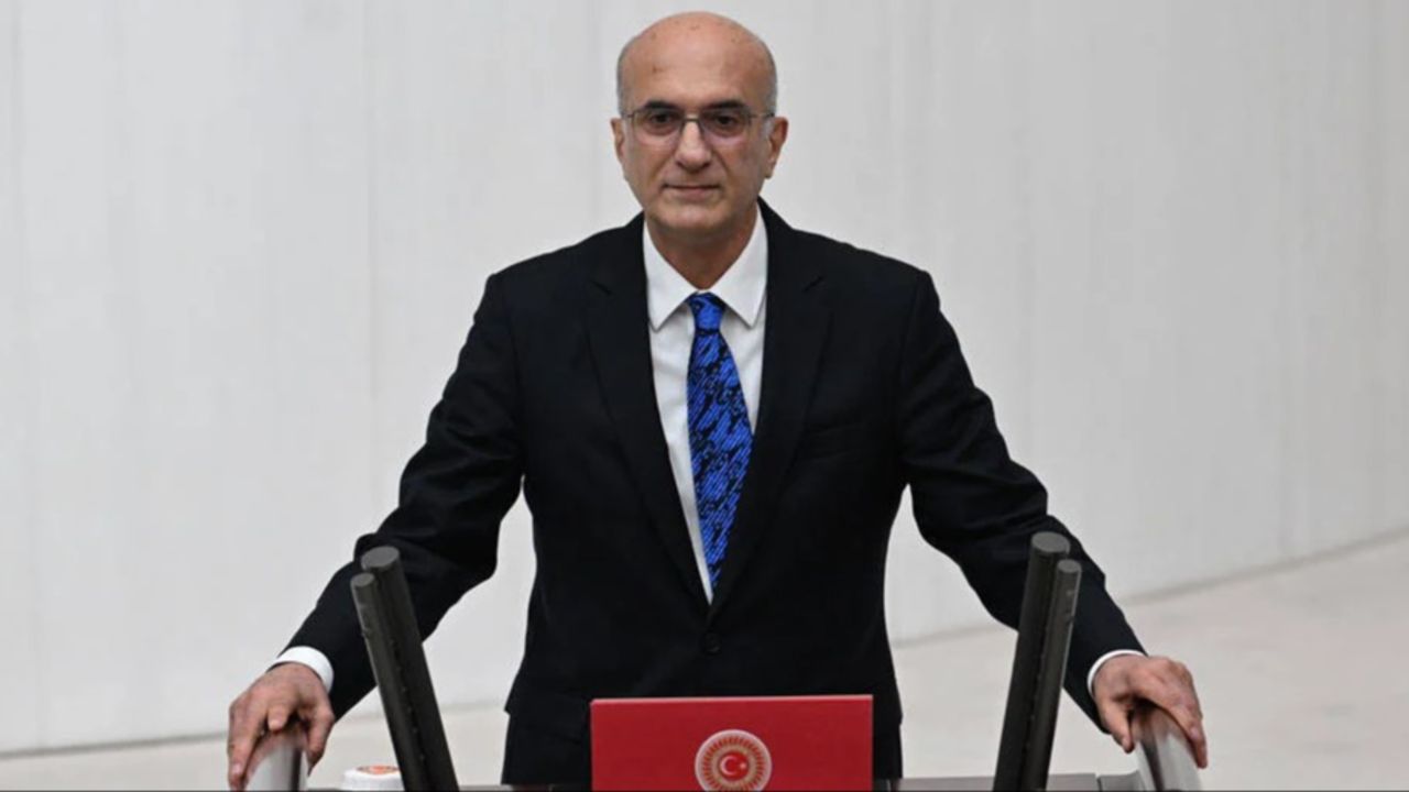 CHP'nin yeni Meclis Başkanvekili seçildi! İşte o isim CHP'nin yeni Meclis Başkanvekili seçildi! İşte o isim
