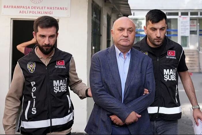 Ekrem İmamoğlu'nun sır gibi sakladığı telefon böyle bulundu! İmamoğlu şifreyi vermedi, özel ekip devrede Ekrem İmamoğlu'nun sır gibi sakladığı telefon böyle bulundu! İmamoğlu şifreyi vermedi, özel ekip devrede - 2. Resim