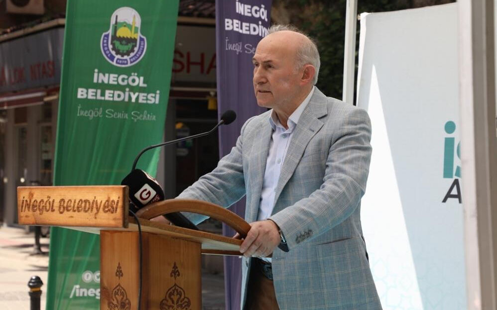 Fatih dönemine damga vuran İshak Paşa, vefat yıl dönümünde rahmetle anıldı Prof. Dr. Ahmet Şimşirgil