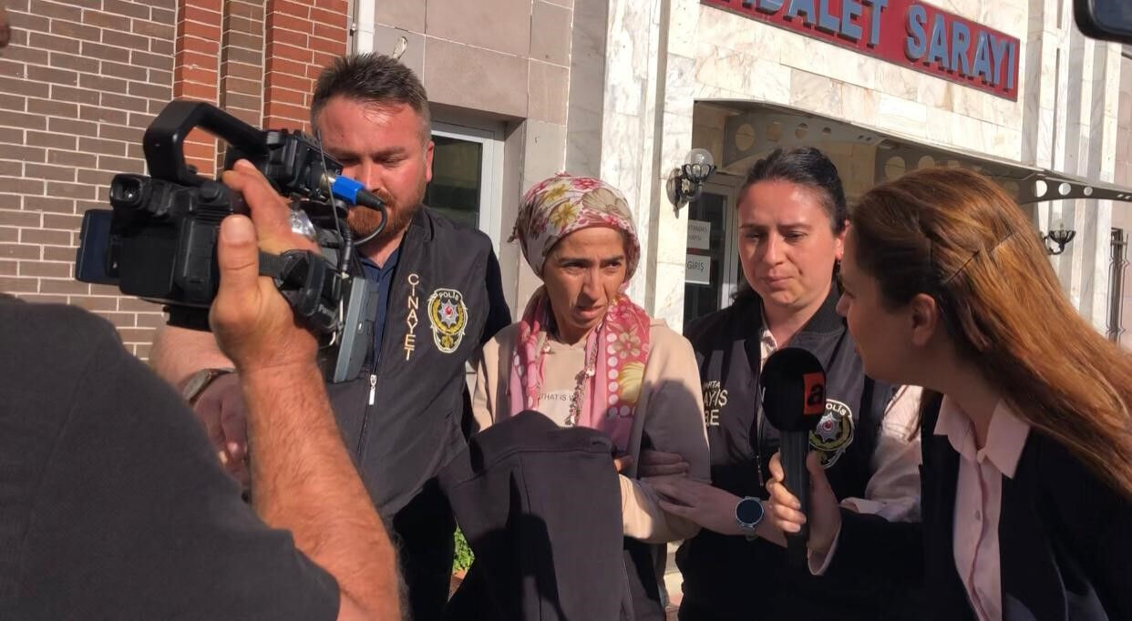 Ger&ccedil;ek 9 yıl sonra ortaya &ccedil;ıktı! Sesinden rahatsız olduğu &ouml;ld&uuml;rm&uuml;ş - 1. Resim