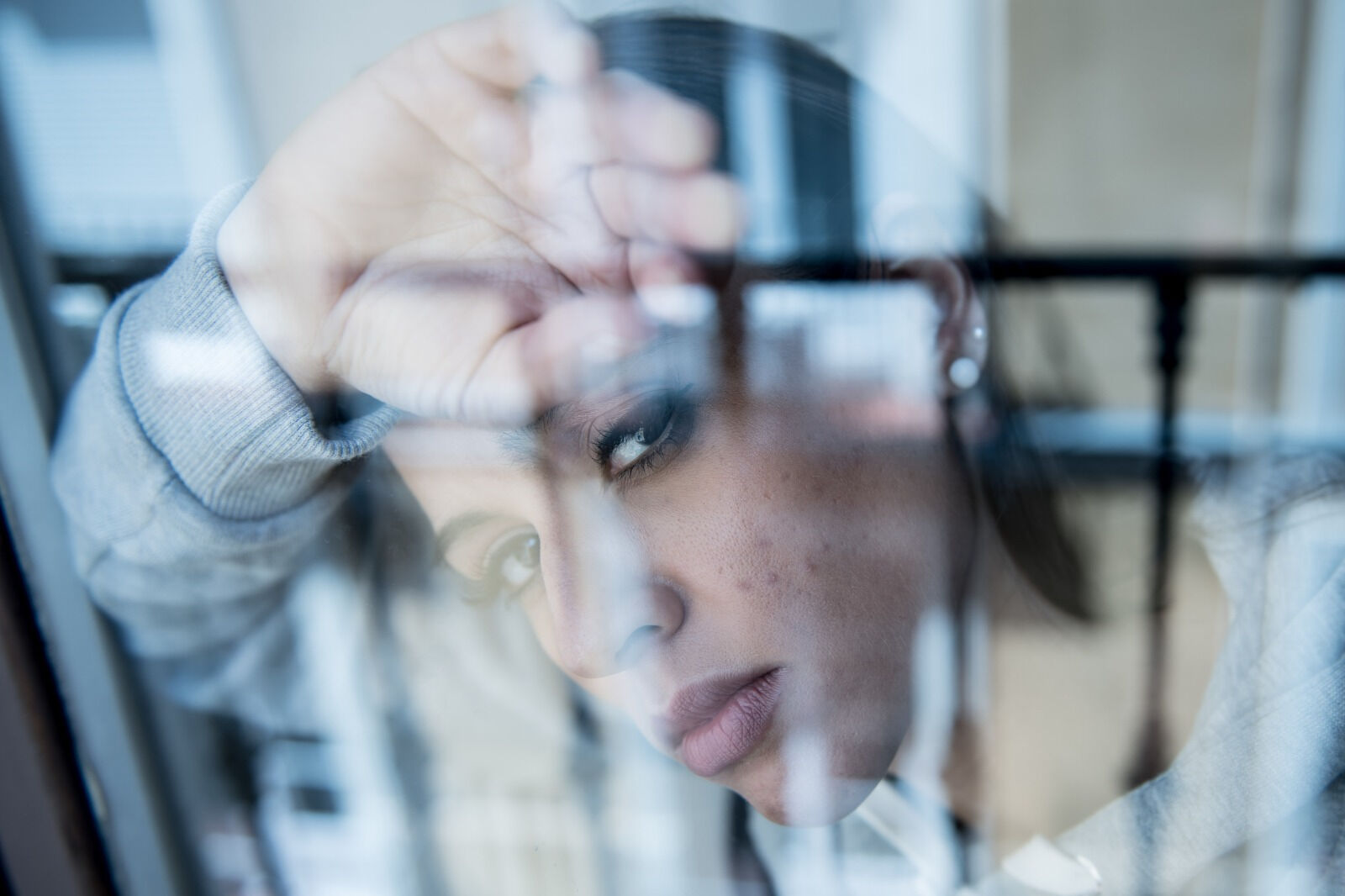 Her 100 kişiden 1'ini etkiliyor, nedenleri sadece genetik değil! Çocukluk travmaları, şizofreni için risk - 4. Resim