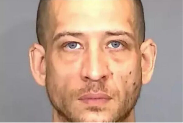 Vahşetin sınırı yok! Görüntülü konuşma esnasında kızını boğarak katletti - 2. Resim