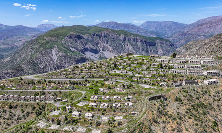 Yarım asır &ouml;nce inşa edilmişti! İşte Diyarbakır'daki İtalyan k&ouml;y&uuml;n&uuml;n son hali - 5. Resim