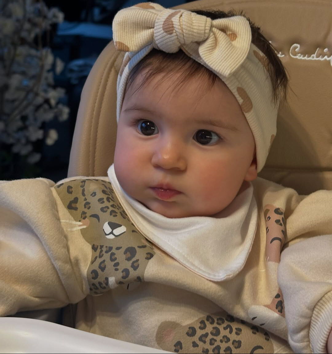 Yıldız Çağrı Atiksoy kızı Mira Milena'nın yüzünü ilk kez gösterdi - 2. Resim