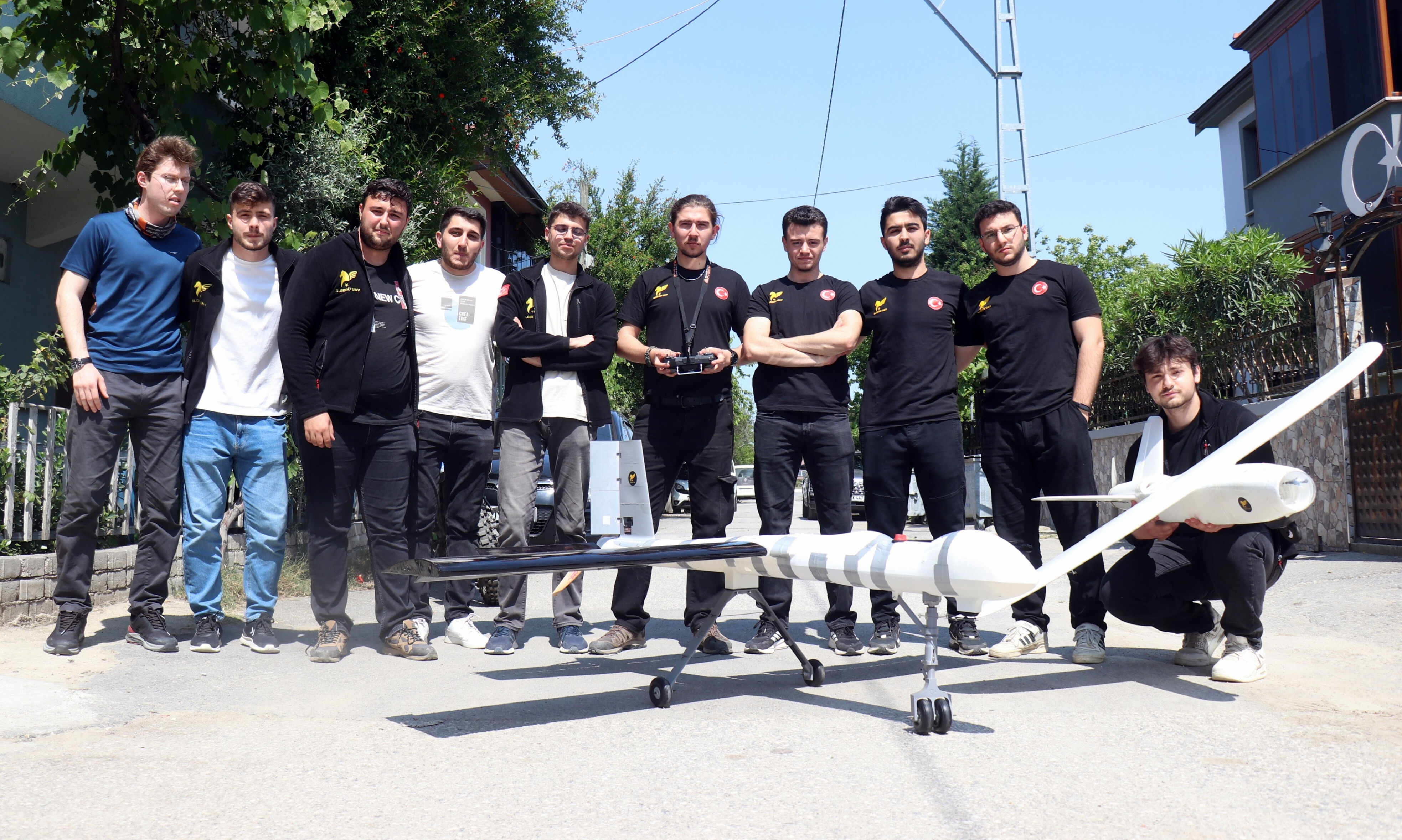 Daha önce böylesini görmediniz! Düğün konvoyunun önünü İHA ile kestiler - 3. Resim