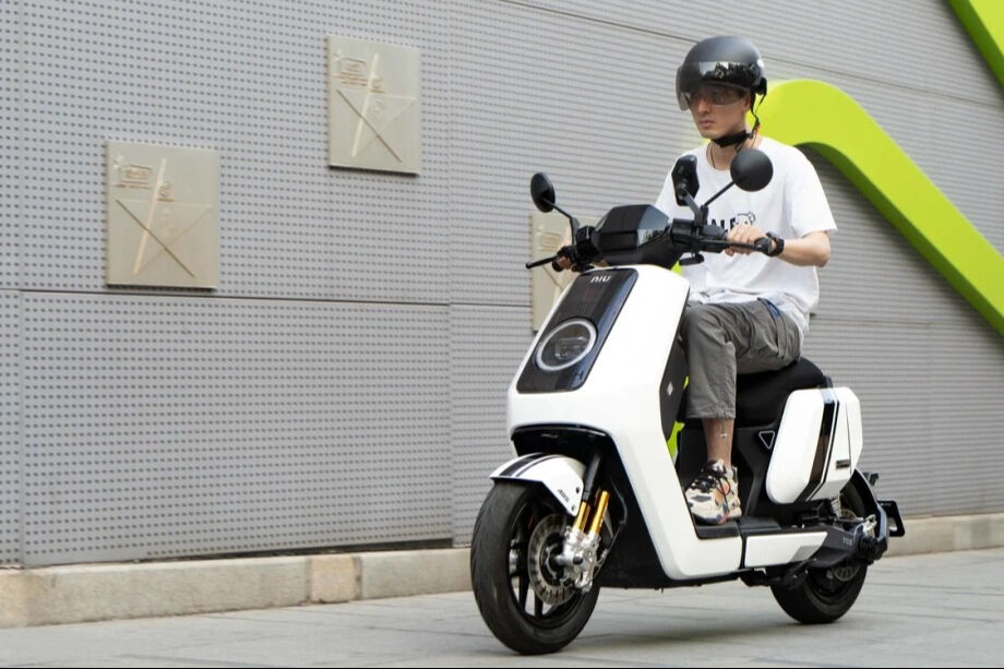 Elektrikli scooter rekoru Çin’den geldi: Şanghay F1 pistinde gövde gösterisi  - 3. Resim