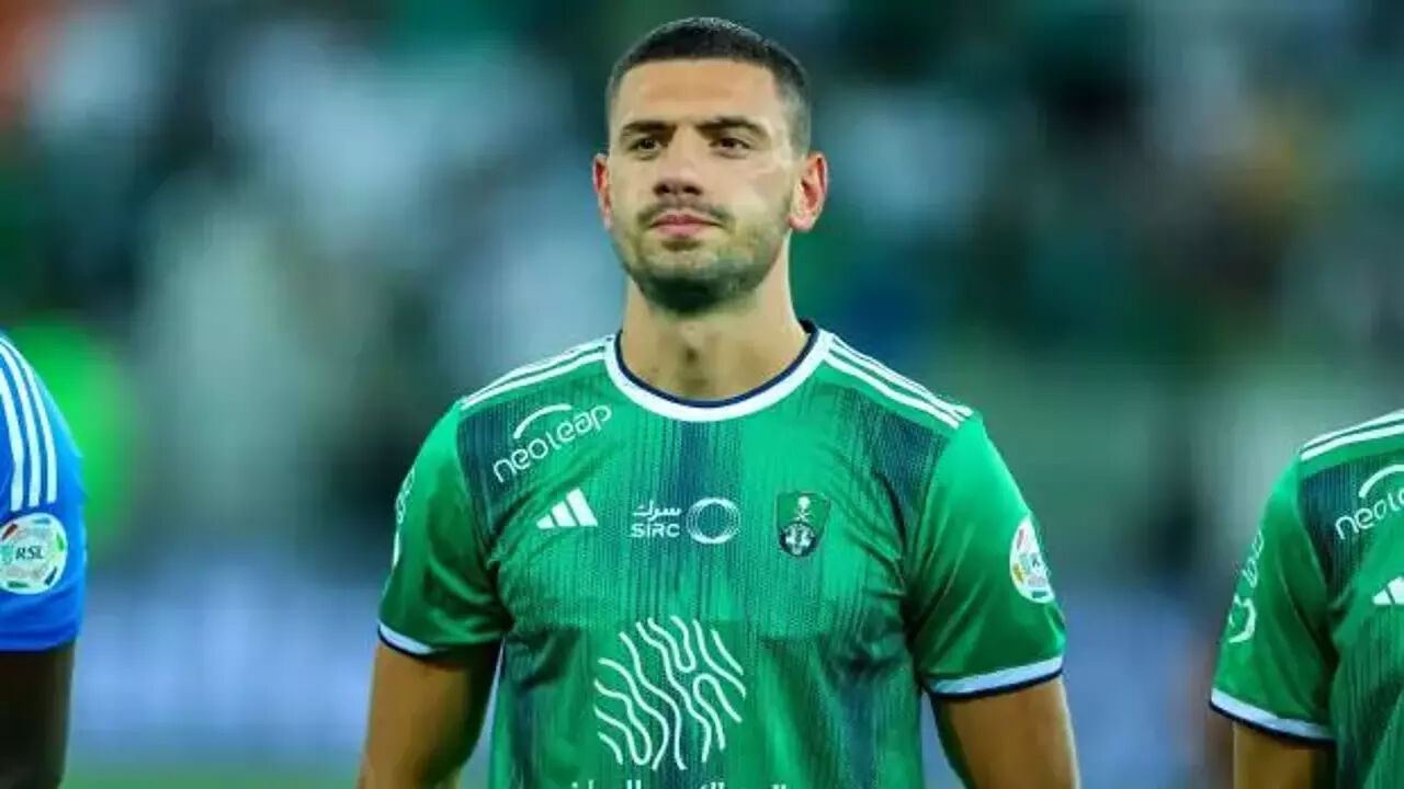 Fenerbahçe, eski yıldızı Merih Demiral’ı geri getirmeye hazırlanıyor! - 2. Resim