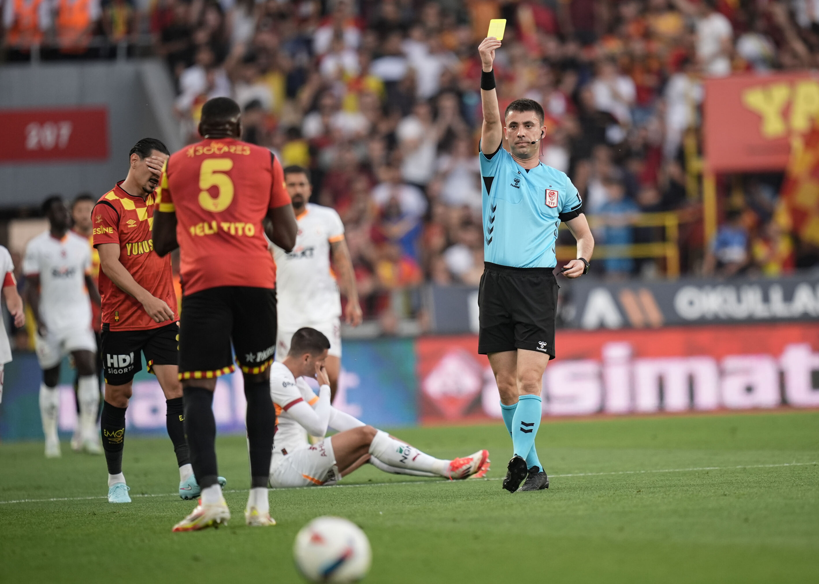 CANLI ANLATIM | Göztepe - Galatasaray - 2. Resim