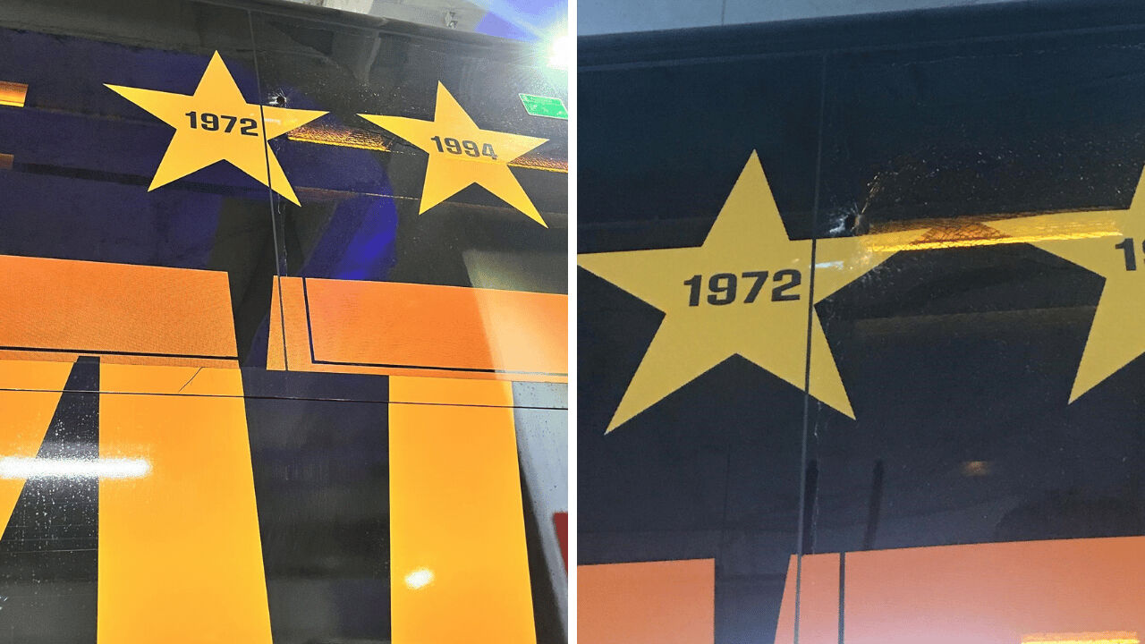 Galatasaray'ın takım otobüsüne İzmir'de taşla saldırı! - 1. Resim