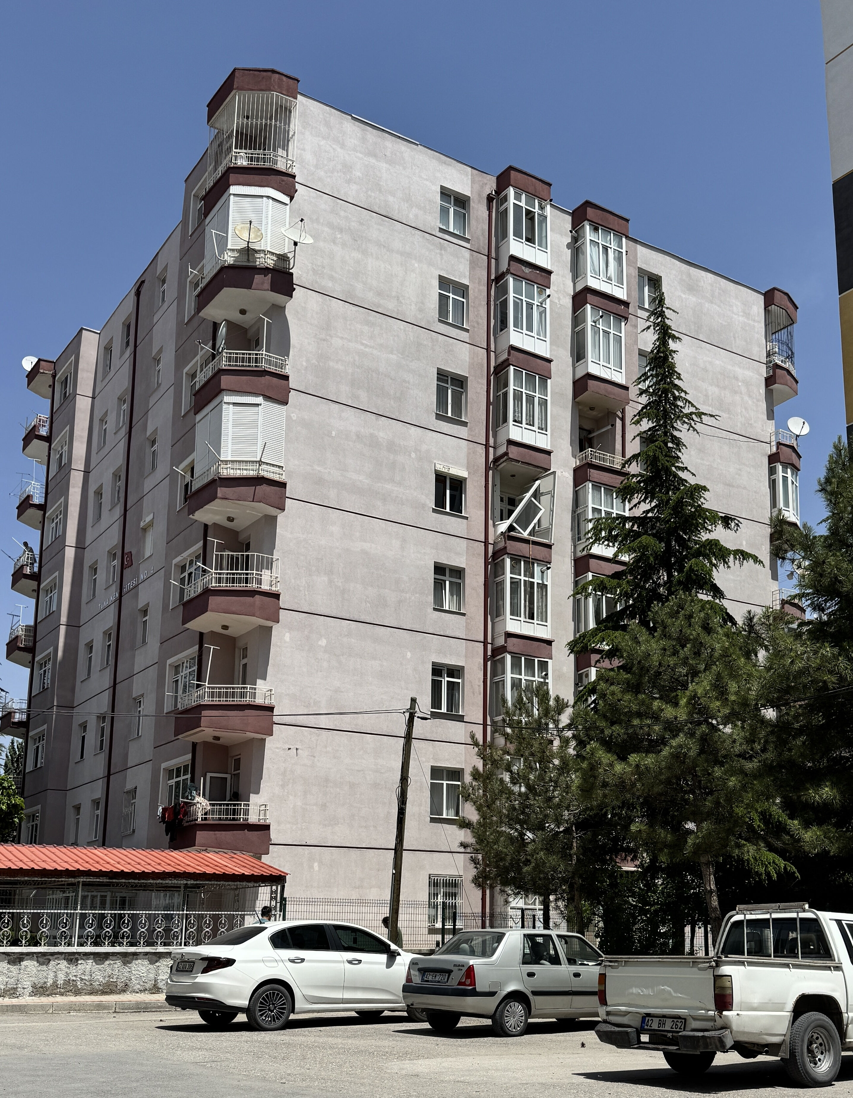 Konya'da gaz sıkışması sonucu evde patlama! 1 kişi yaralandı - 1. Resim