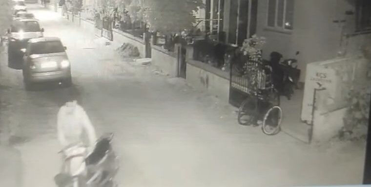 Rahatlığı 'pes' dedirtti! Çaldığı bisikleti bırakıp park halindeki motoru aldı - 1. Resim