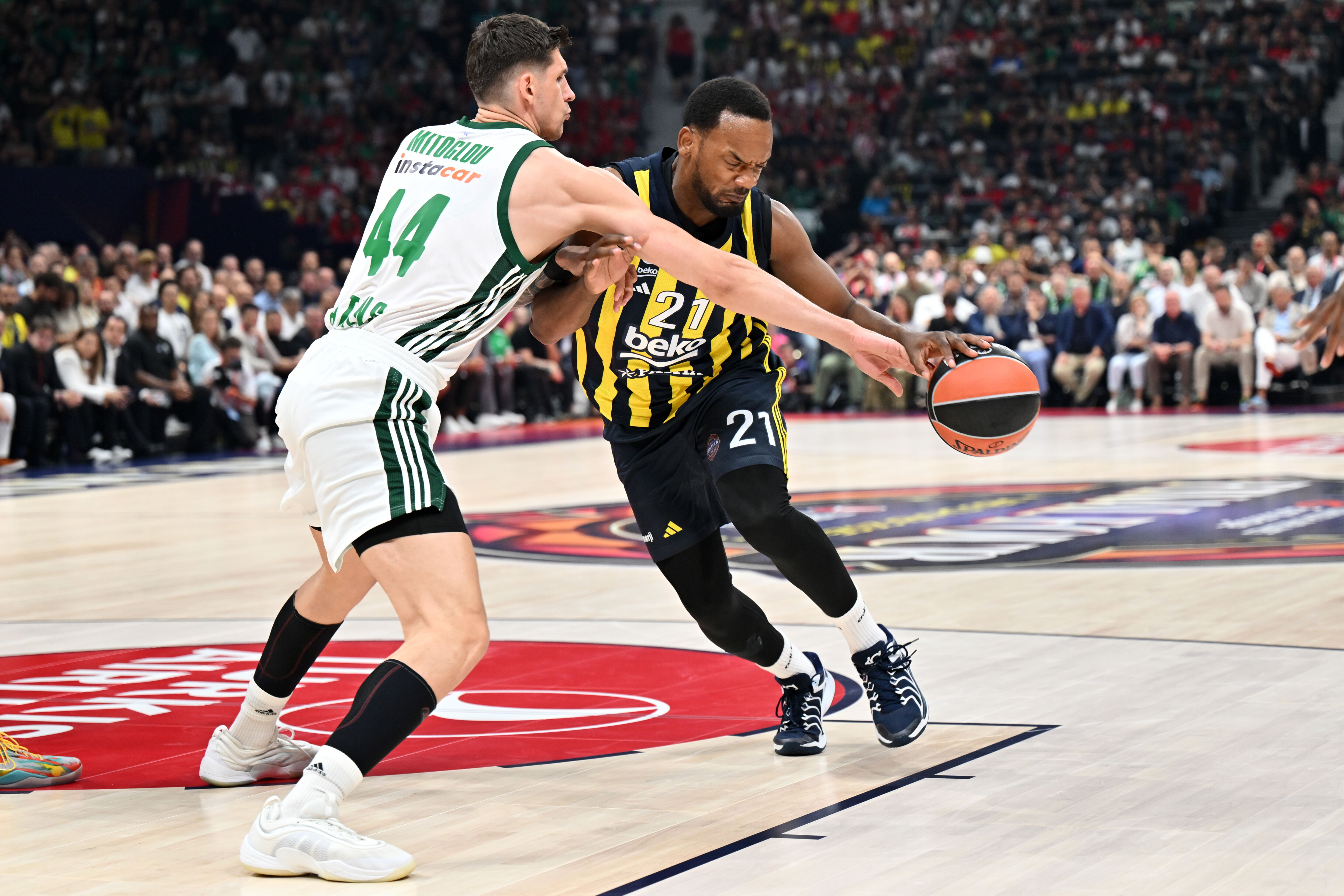 Yunan basını, sarı lacivertlilerin zaferini yazdı! 