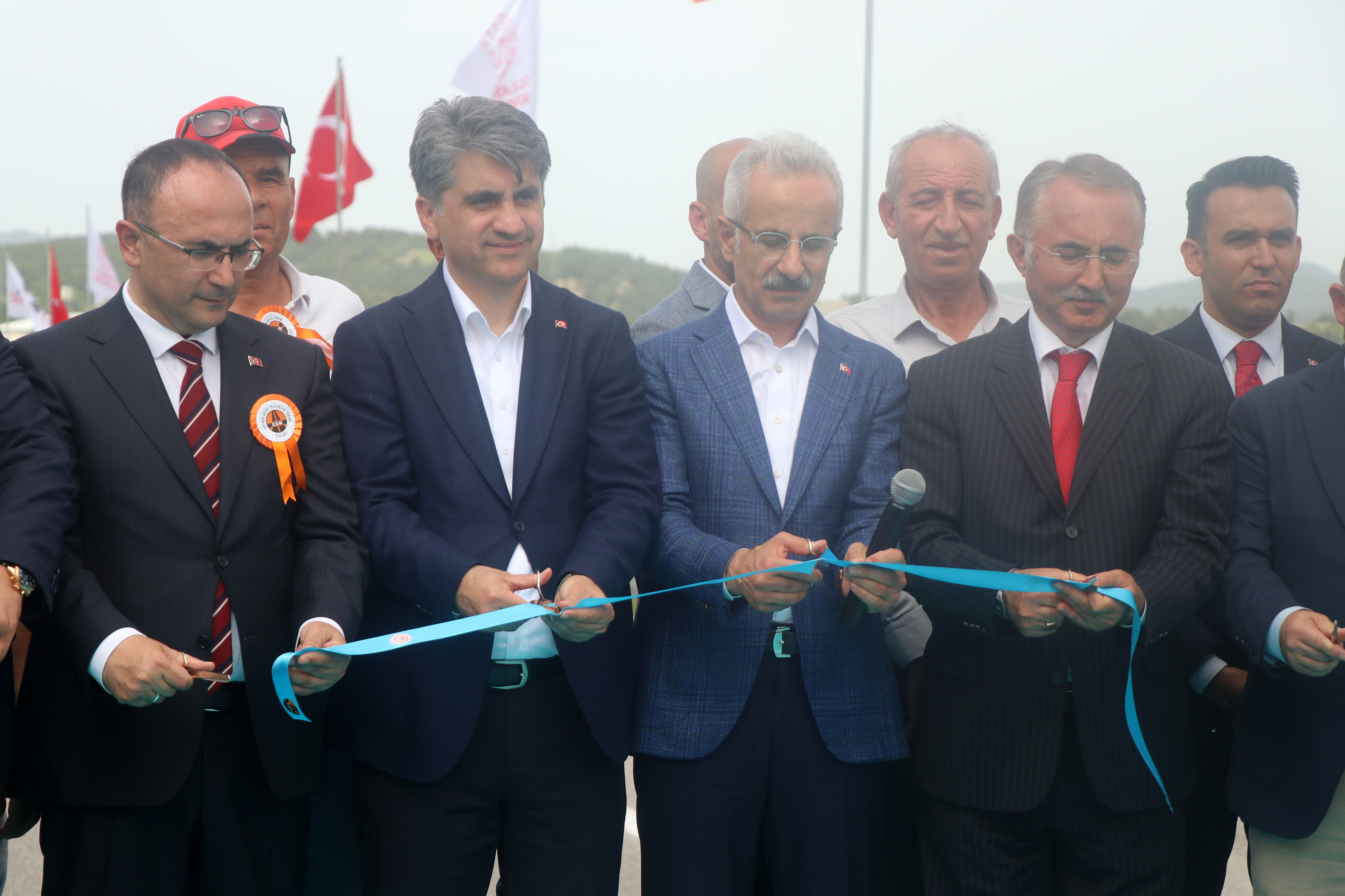 10 yıllık ulaşım planı başladı! Yeni otoyol haritasını Bakan Uraloğlu paylaştı: Bolu Dağı terk edilecek - 1. Resim