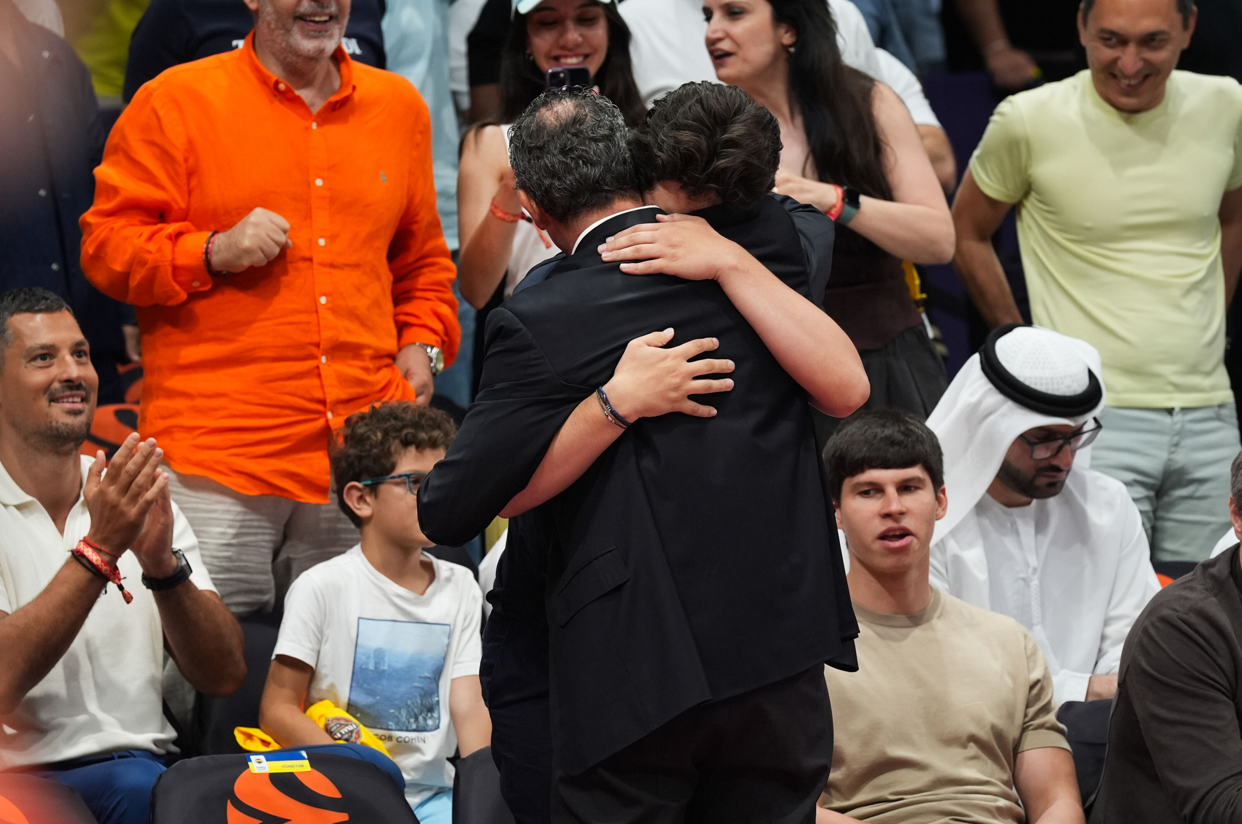 Ali Koç'tan tarihi şampiyonluk sonrası mesaj: