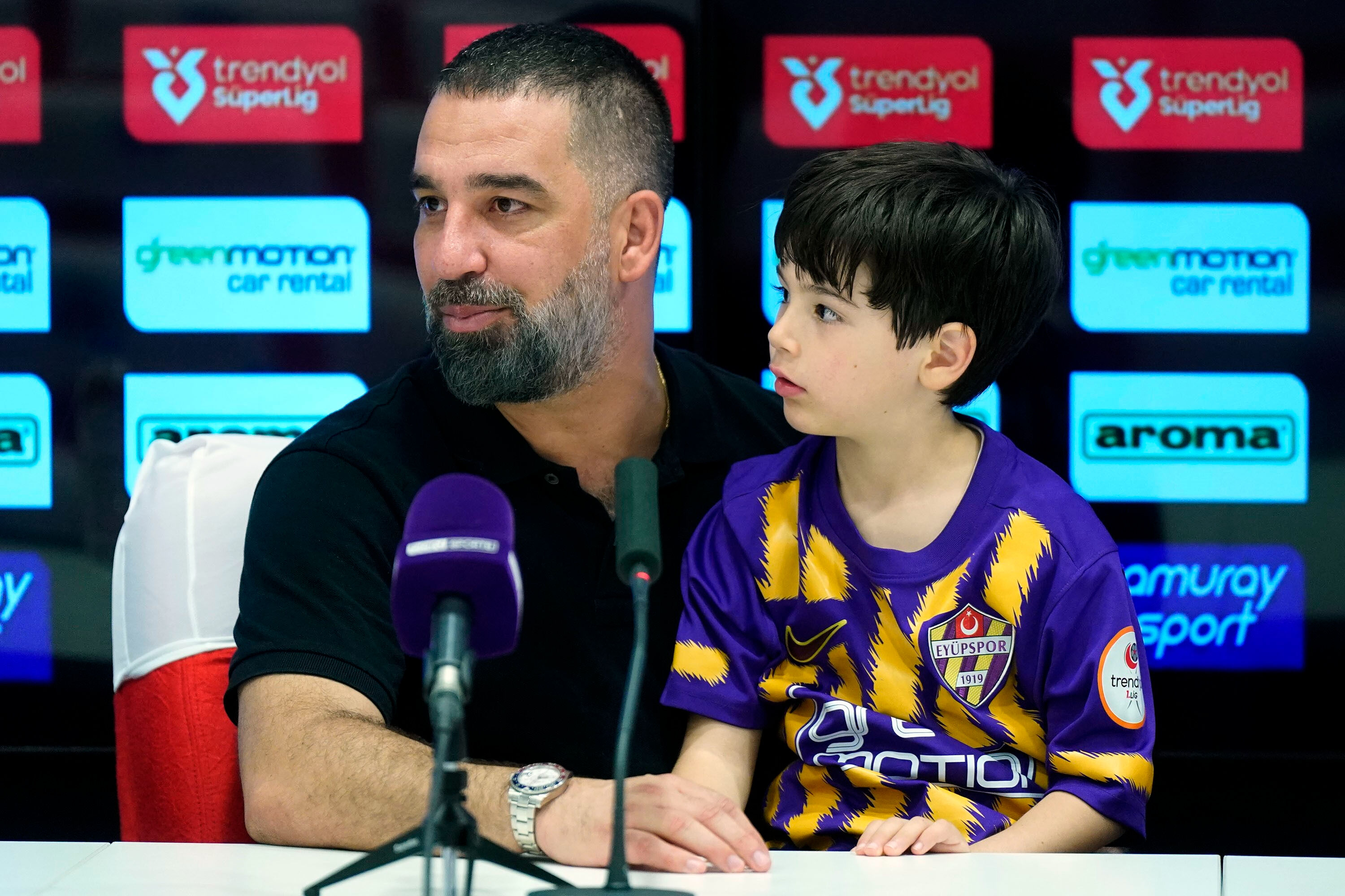 Arda Turan'dan duygusal mesaj! Vedasını bu sözlerle duyurdu - 1. Resim