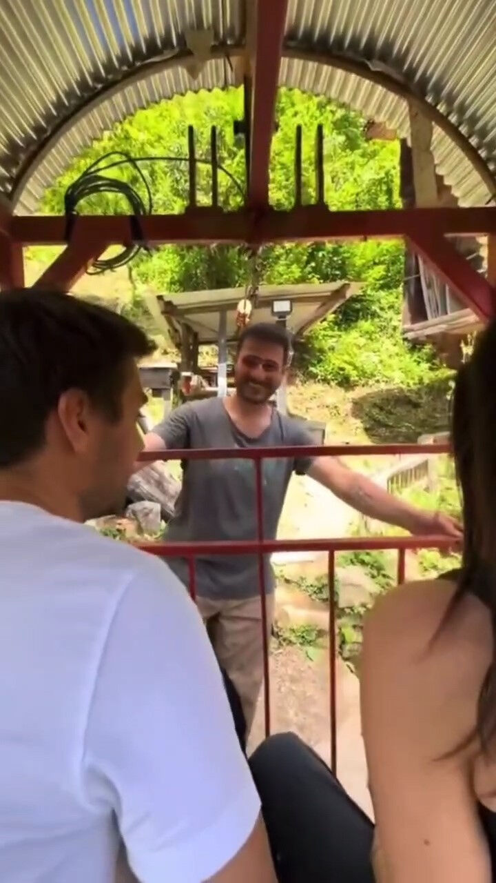 Bu köye yol yok ama ziyaretçi çok: Görenler şaşkın, gidenler mest... Bir butonla bambaşka dünya - 1. Resim