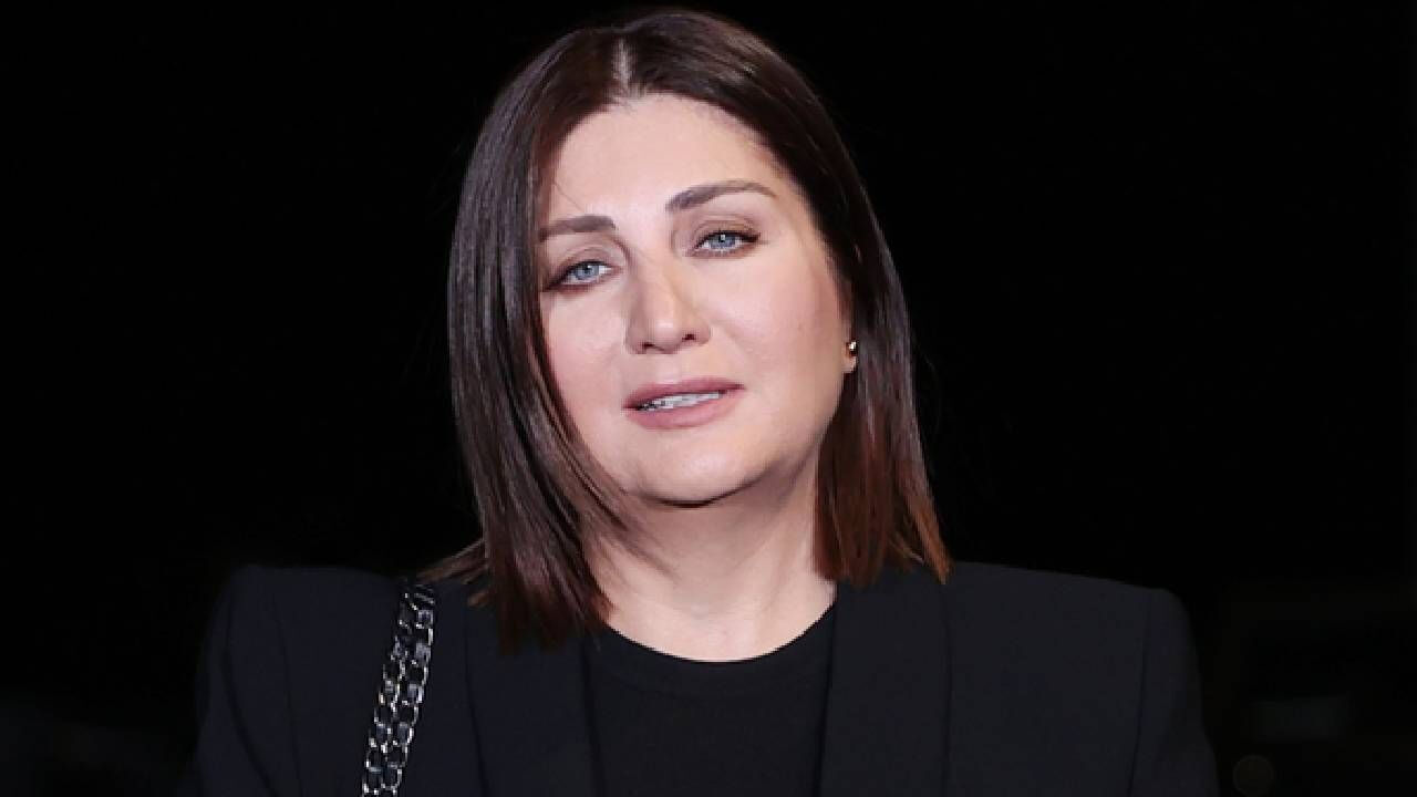 Evlilik iddiaları konuşulurken Sibel Can nerede çıktı? Ünlü milletvekilinin oğluyla... Sibel Can