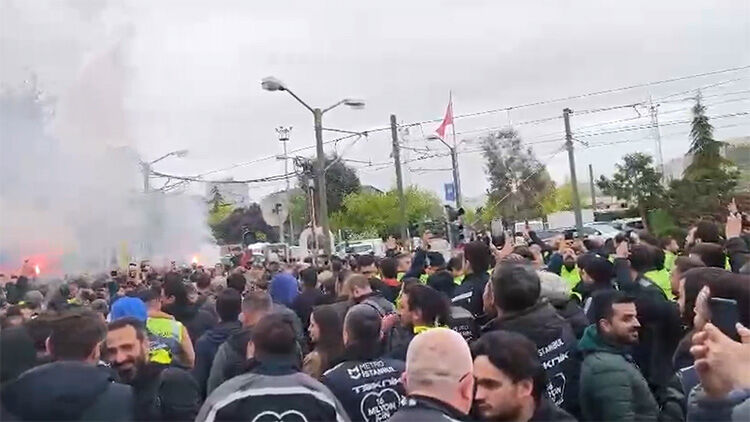 Grev sonuç verdi! İBB'ye bağlı şirket işçilerle anlaştı - 1. Resim