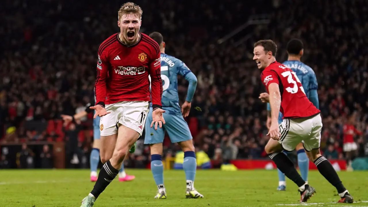 Manchester United - Aston Villa maçı hangi kanalda, ne zaman yayınlanacak? İngiltere Premier Lig heyecanı bu akşam! Manchester United - Aston Villa maçı hangi kanalda, ne zaman yayınlanacak? İngiltere Premier Lig heyecanı bu akşam!