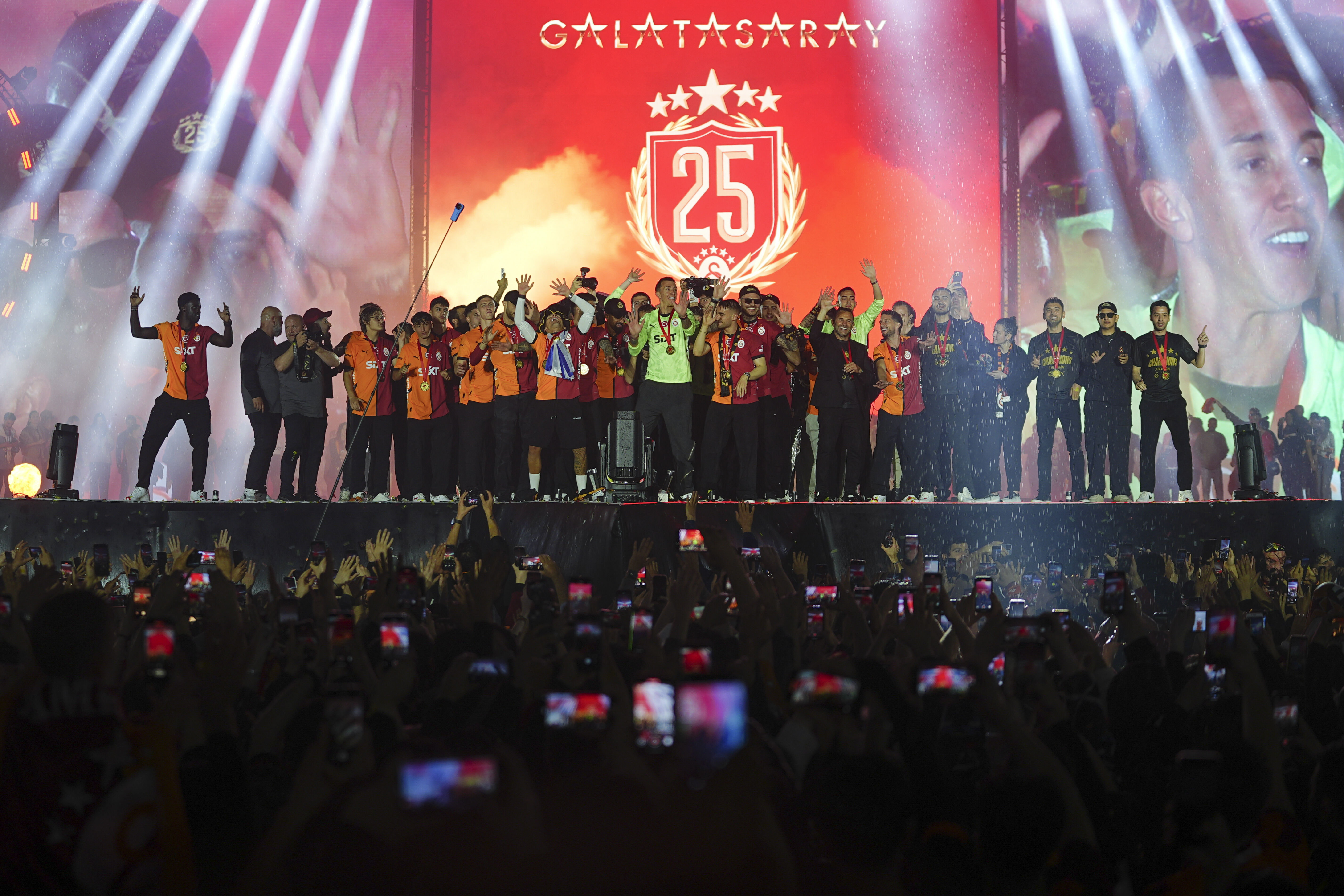 Alvaro Morata şampiyonluk kutlamasına katılmadı! Nedeni ortaya çıktı - 1. Resim