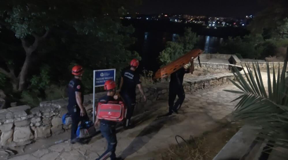 Antalya'da korkun&ccedil; olay! &Ccedil;ıktığı falezler sonu oldu - 1. Resim