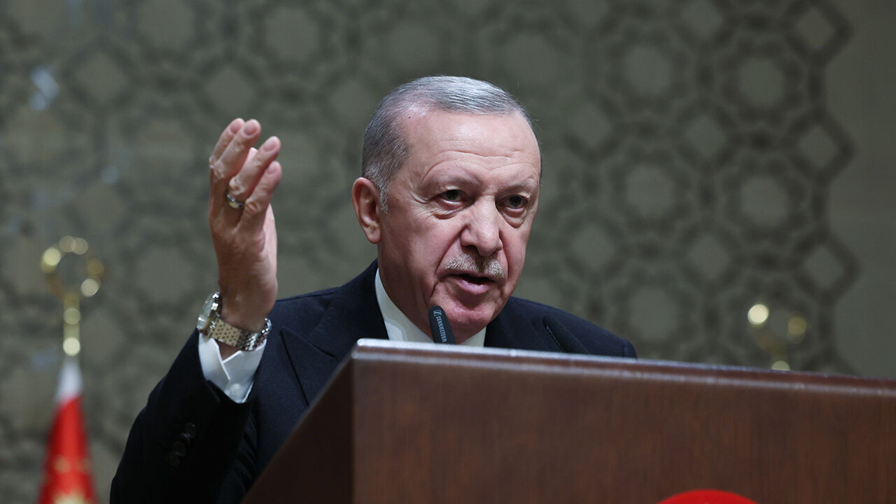 Cumhurbaşkanı Erdoğan'dan net mesaj: Beytülmale el uzatan kimsenin gözünün yaşına bakmadık - 1. Resim