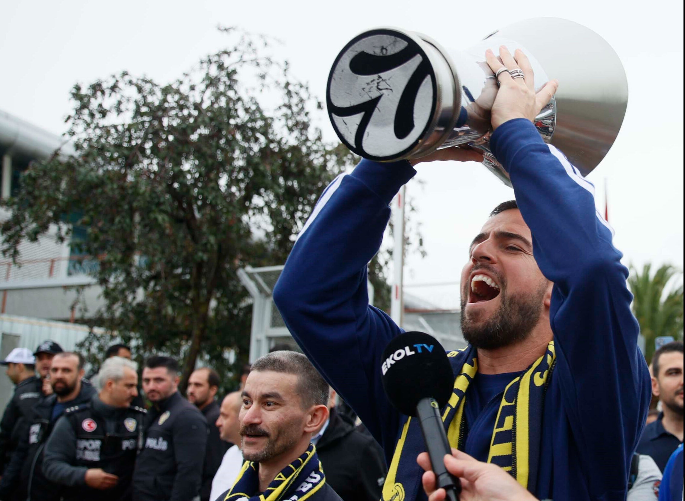 Euroleague şampiyonu Fenerbahçe, yurda döndü! - 2. Resim