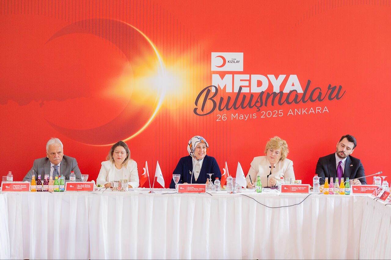 Kızılay Genel Başkanı Fatma Meriç Yılmaz: Çadır satan personelin ilişiği kesildi! - 2. Resim