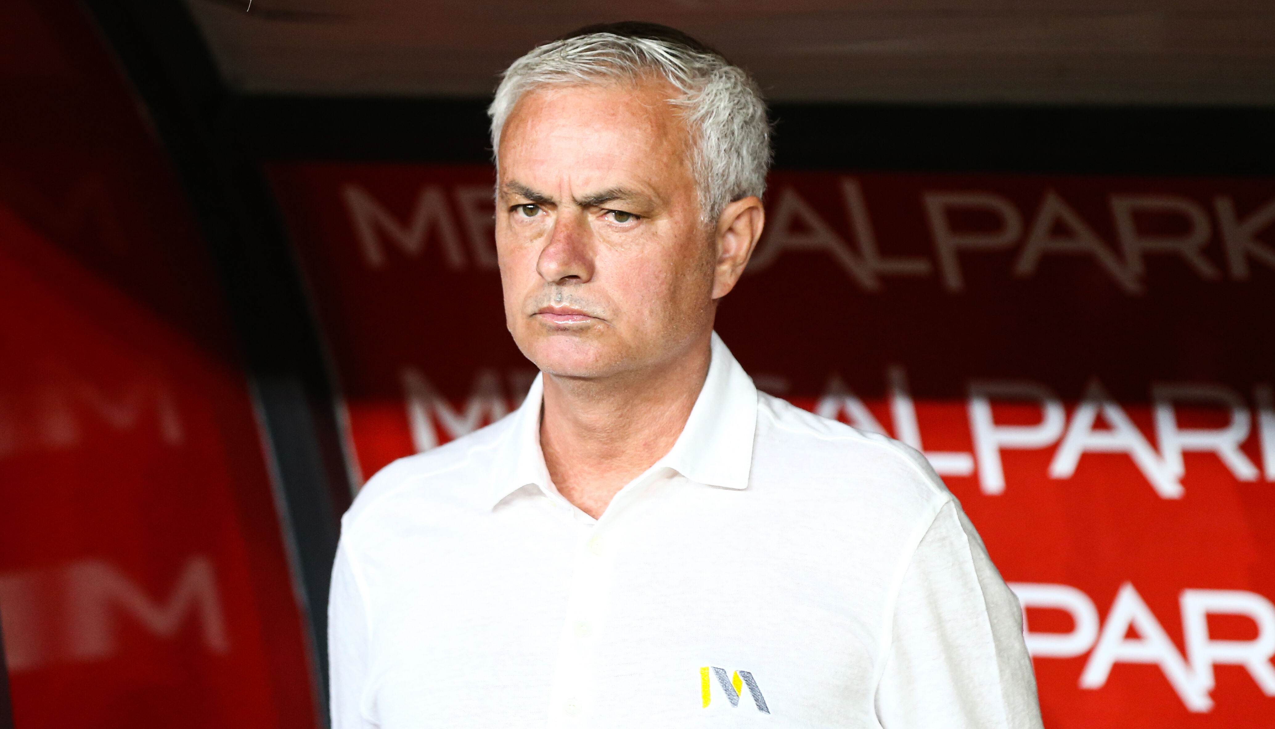 Mourinho: "Kalecimizin hatasıyla maçı kaybettik" Mourinho: "Kalecimizin hatasıyla maçı kaybettik" - 2. Resim