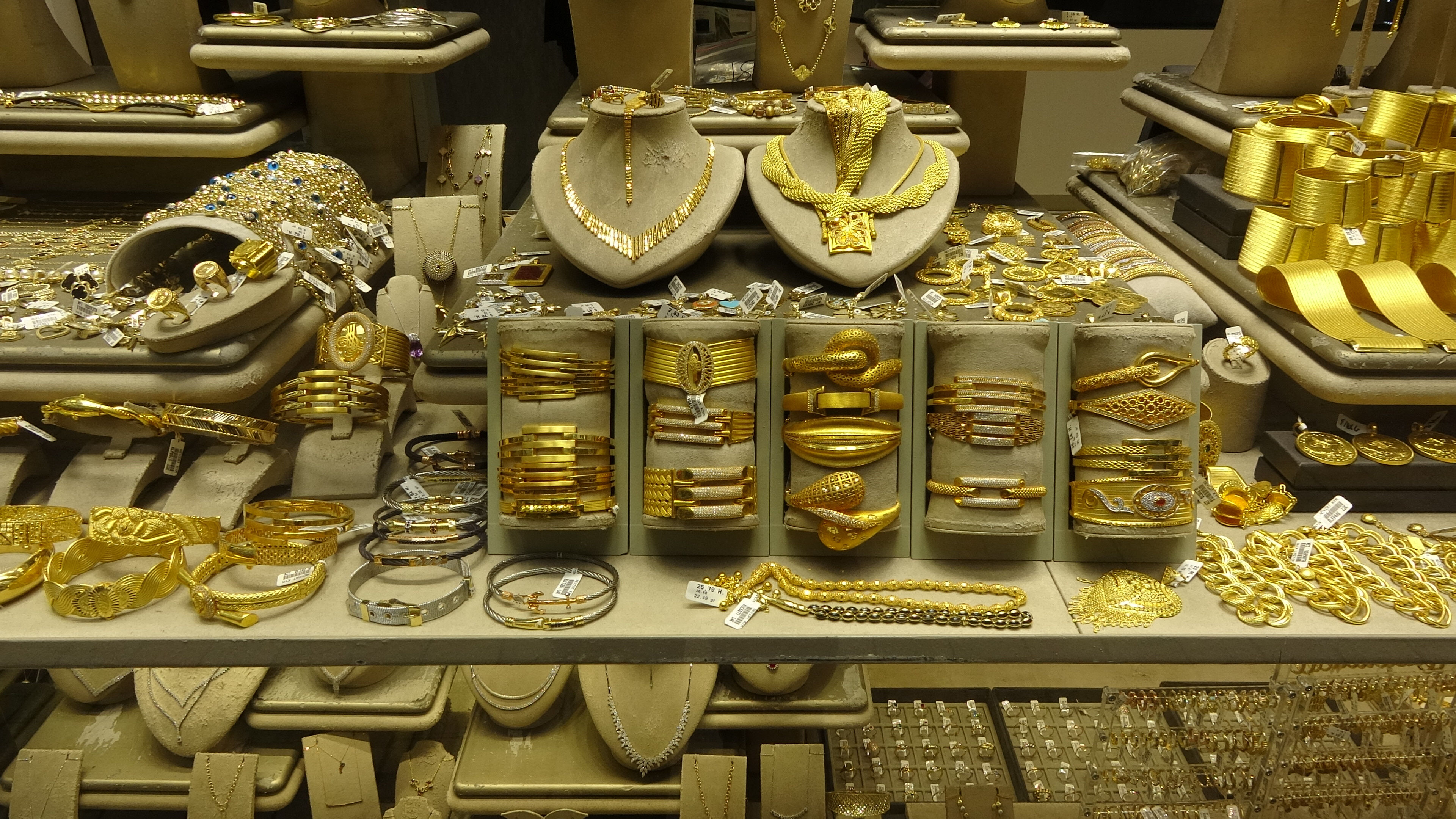 Önce rekor kıracak, sonra çakılacak! Uzman isimden çok konuşulacak altın tahmini - 5. Resim